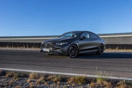 Mercedes amg responde a los puristas con cifras 680 cv tres motores y el cla mas potente jamas fabricado 14