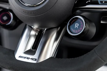 Mercedes amg responde a los puristas con cifras 680 cv tres motores y el cla mas potente jamas fabricado 21