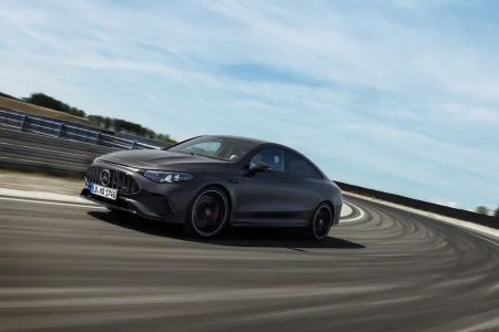 Mercedes amg responde a los puristas con cifras 680 cv tres motores y el cla mas potente jamas fabricado 30