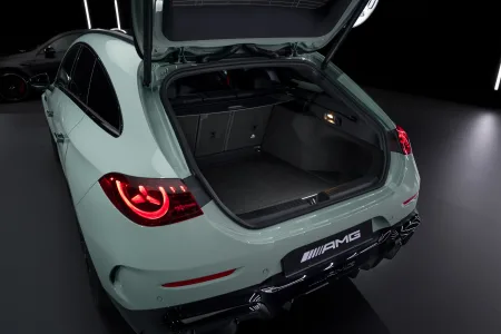 Mercedes amg responde a los puristas con cifras 680 cv tres motores y el cla mas potente jamas fabricado 55