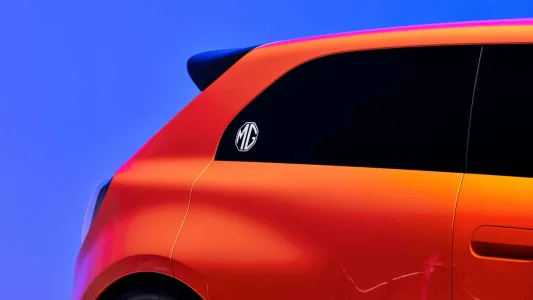Mg quiere arruinarle la fiesta al renault 5 y al mini cooper con un electrico neo retro mucho mas barato
