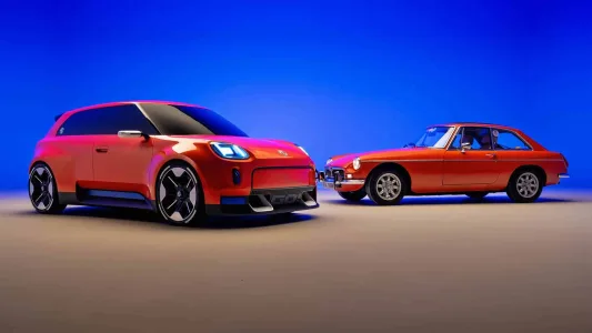 Mg quiere arruinarle la fiesta al renault 5 y al mini cooper con un electrico neo retro mucho mas barato 5