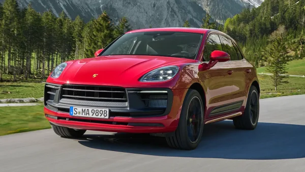 El Porsche Macan de gasolina muere dos años antes de que llegue su sucesor: así se paga una mala estrategia