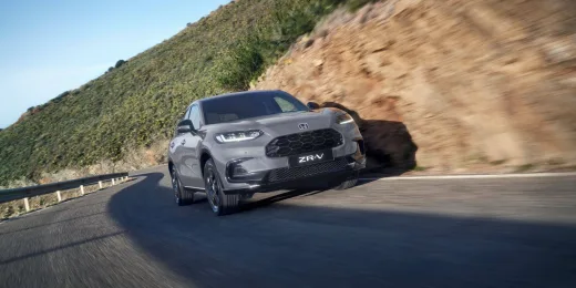 El Honda ZR-V se pone al día: nuevo diseño, más equipamiento y el Corolla Cross en el punto de mira