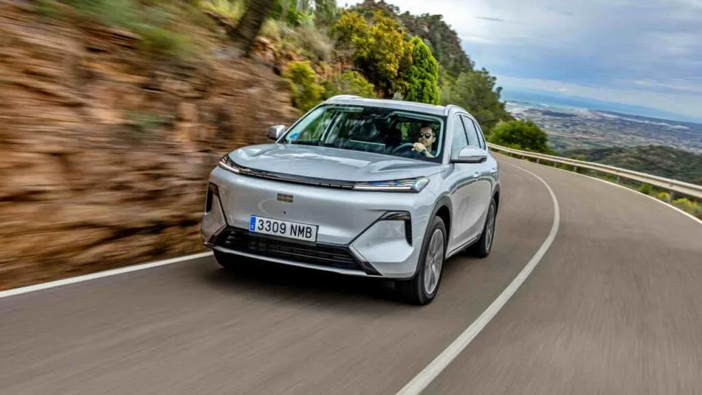 Geely quiere dejar atras a omoda y jaecoo con mas autonomia mas equipamiento y hasta 2 000 euros de descuento 2
