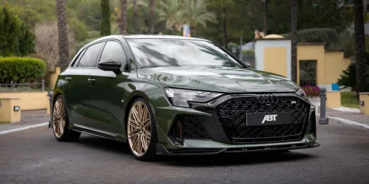 El compacto deportivo definitivo existe: 630 CV, garantía oficial y una producción limitada a 30 unidades