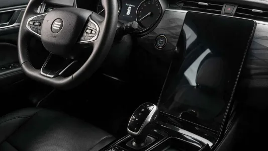 Galloper vuelve a espana con dos todoterrenos de verdad y una receta que mezcla china mitsubishi y nissan 7