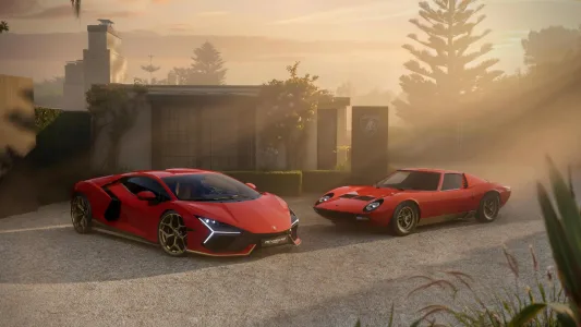 Lamborghini celebra los 60 anos del miura con un revuelto de mas de 1 000 cv y solo 99 unidades 2