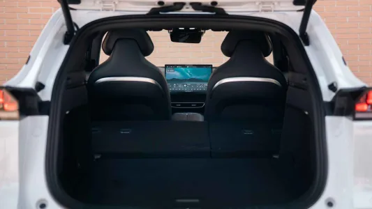 El deepal s07 corrige sus principales puntos debiles para convertirse en un rival mucho mas serio de tesla