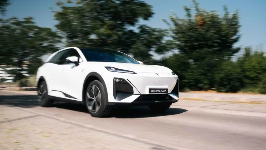 El deepal s07 corrige sus principales puntos debiles para convertirse en un rival mucho mas serio de tesla 8