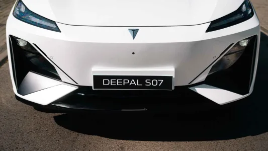 El deepal s07 corrige sus principales puntos debiles para convertirse en un rival mucho mas serio de tesla 14