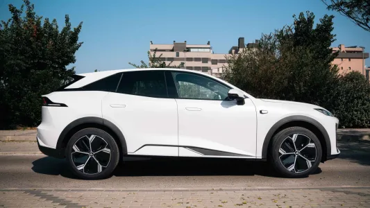 El deepal s07 corrige sus principales puntos debiles para convertirse en un rival mucho mas serio de tesla 18