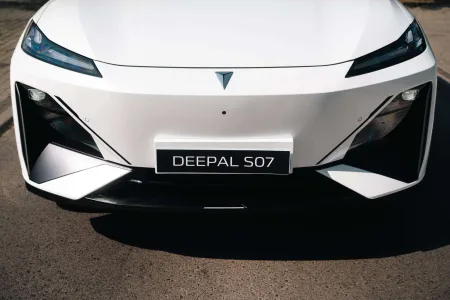 El deepal s07 corrige sus principales puntos debiles para convertirse en un rival mucho mas serio de tesla 26