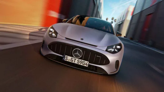 El mercedes amg gt 53 se pasa a la electricidad con 544 cv y un seis cilindros que solo existe en los altavoces