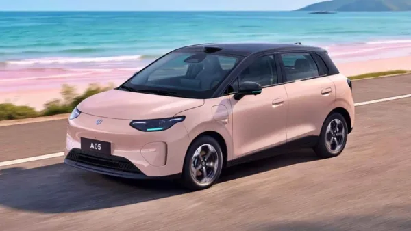 El coche más vendido de China llega a España para reventar el mercado: eléctrico y desde 13.990 euros