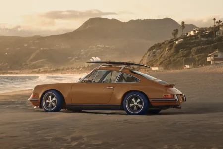Cuando un porsche 911 de singer no es suficientemente exclusivo louis vuitton entra en escena 3