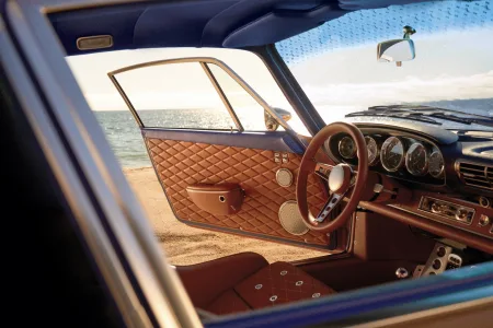 Cuando un porsche 911 de singer no es suficientemente exclusivo louis vuitton entra en escena 4