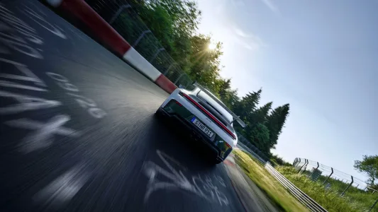 Porsche crea el 911 gt3 definitivo para celebrar los 100 anos de nurburgring pero espana se queda sin el 11