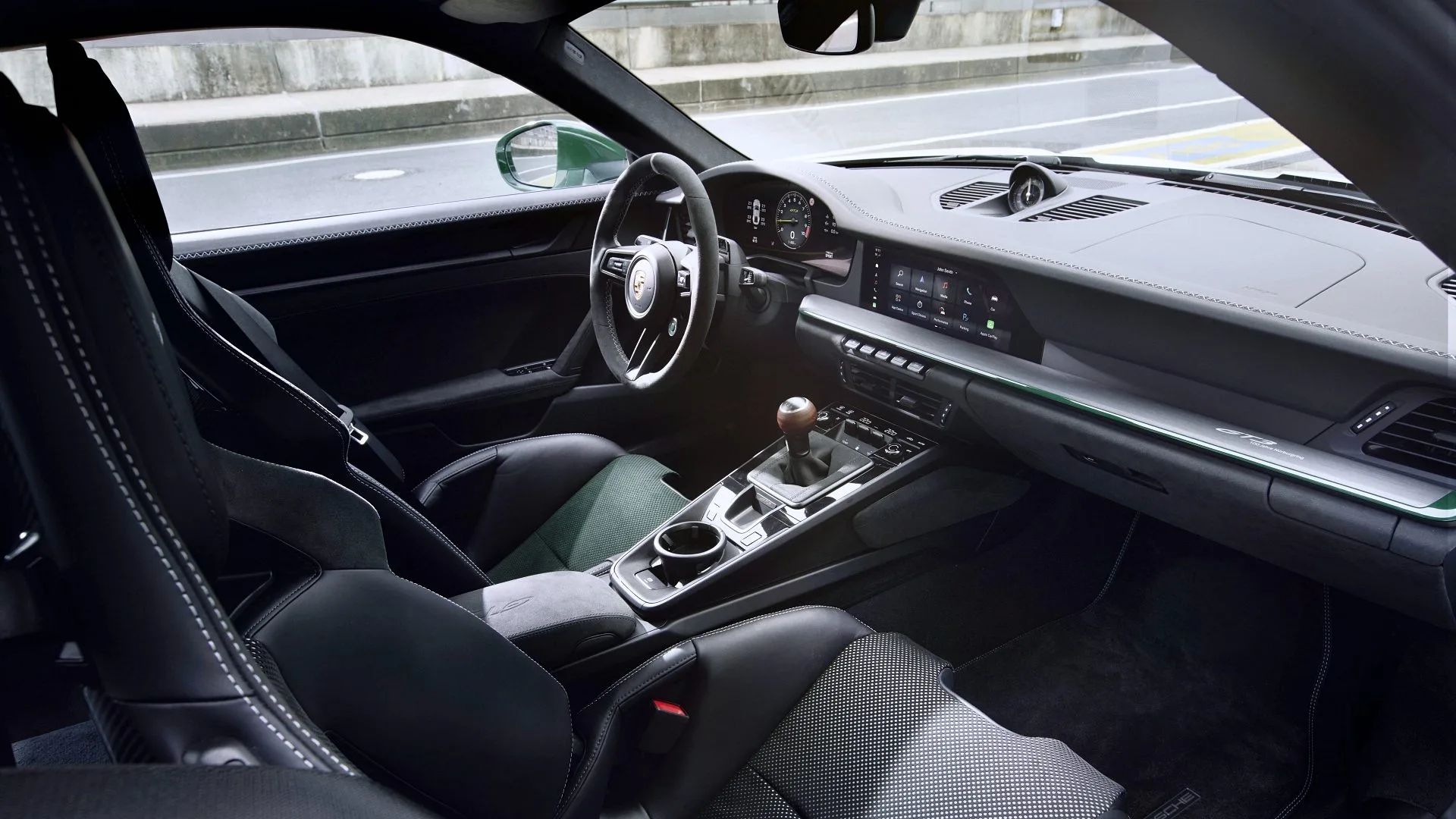 Porsche crea el 911 gt3 definitivo para celebrar los 100 anos de nurburgring pero espana se queda sin el 13
