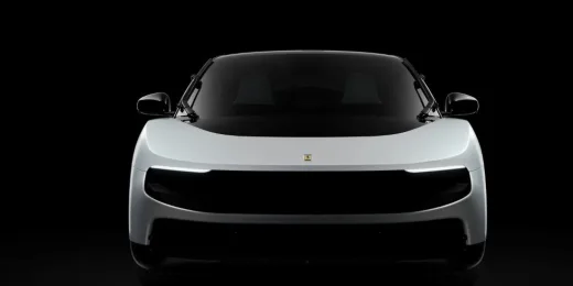 Un oftalmólogo acaba de pagar 40 millones de dólares por el Ferrari que medio Internet considera un espanto