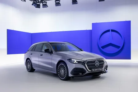 El clase c se resiste a morir mercedes lo renueva profundamente y mantiene hasta un diesel de 200 cv 12