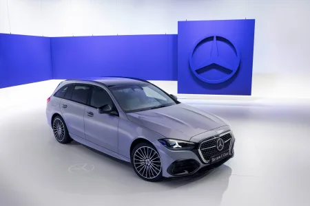 El clase c se resiste a morir mercedes lo renueva profundamente y mantiene hasta un diesel de 200 cv 14