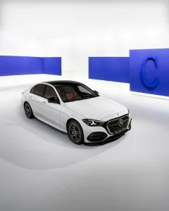El clase c se resiste a morir mercedes lo renueva profundamente y mantiene hasta un diesel de 200 cv 25