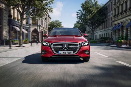 El clase c se resiste a morir mercedes lo renueva profundamente y mantiene hasta un diesel de 200 cv 40