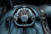 Ferrari simula un cambio manual, Bugatti quiere construir uno de verdad y conectarlo a un V16
