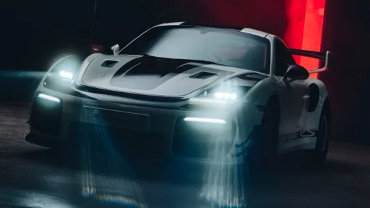 El porsche 911 sin faros de los 80 esta de vuelta un brutal gt2 rs creado para un unico cliente 1