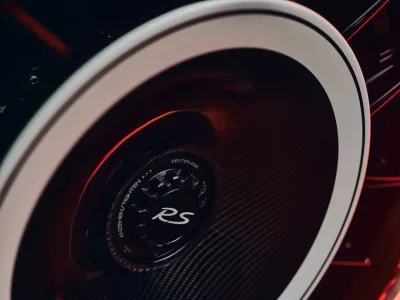 El porsche 911 sin faros de los 80 esta de vuelta un brutal gt2 rs creado para un unico cliente 17