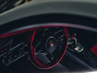 El porsche 911 sin faros de los 80 esta de vuelta un brutal gt2 rs creado para un unico cliente 19