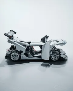 Las reglas mataron este koenigsegg antes de que pudiera competir ahora vuelve con 1 600 cv y matricula 10