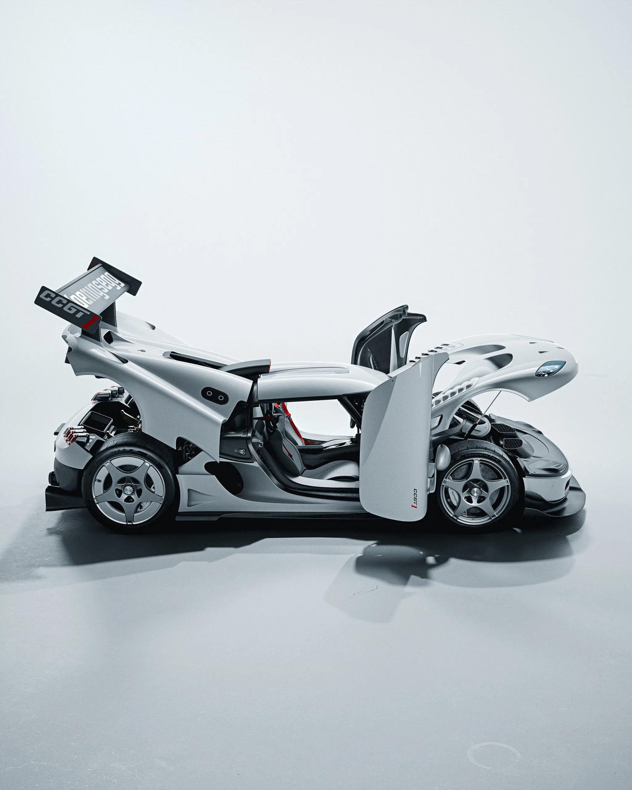 Las reglas mataron este koenigsegg antes de que pudiera competir ahora vuelve con 1 600 cv y matricula 10