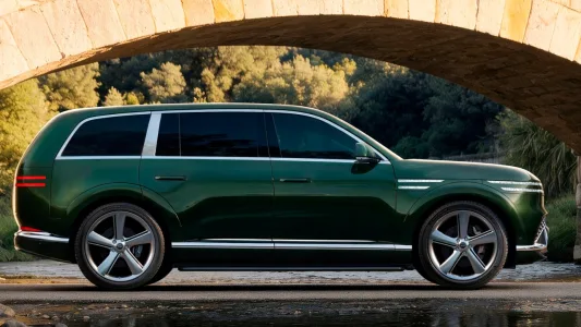 Genesis va a por bmw y mercedes con un suv electrico de 657 cv que copia trucos de rolls royce 3