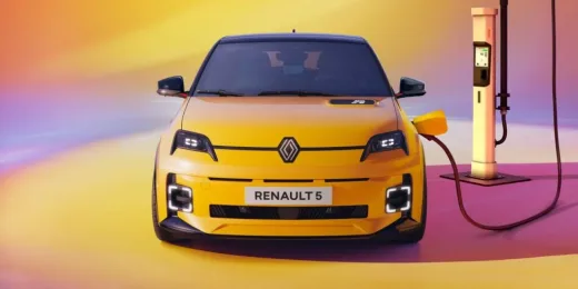 El Renault 5 eléctrico se pone al día con más batería, carga rápida para todos y la IA de Google