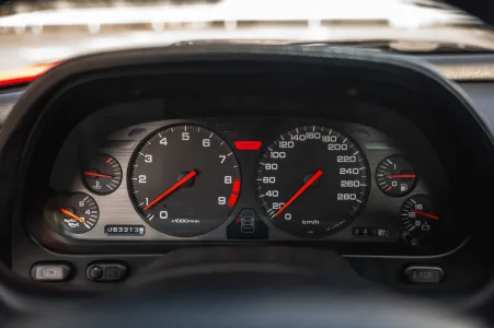 El honda nsx rojo de ayrton senna busca nuevo propietario y apunta a una cifra de siete digitos 5