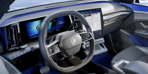Renault podría ahorrar dinero eliminando botones, pero ha decidido hacer justo lo contrario