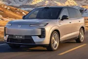 El nuevo Denza N8 combina cifras de hiperdeportivo con autonomía de diésel: 1.193 CV y más de 1.000 km