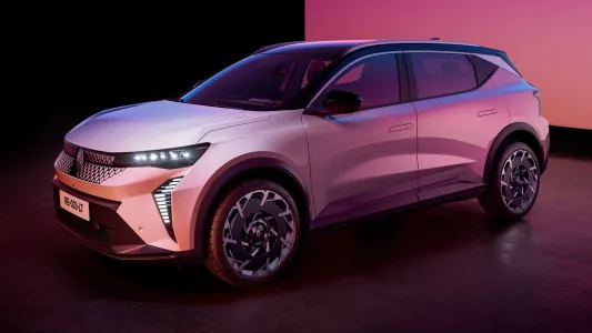 Mas de 640 km con una carga renault mejora el scenic e tech para defenderse de tesla y los suv chinos 3