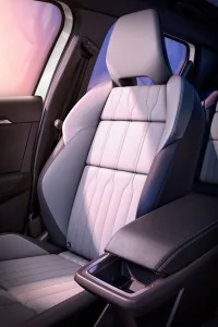 Mas de 640 km con una carga renault mejora el scenic e tech para defenderse de tesla y los suv chinos 20