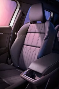 Mas de 640 km con una carga renault mejora el scenic e tech para defenderse de tesla y los suv chinos 21