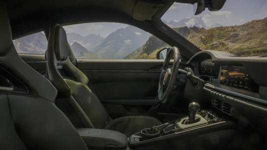 Porsche crea un 911 gt3 para devorar puertos de montana cambio manual y solo 100 unidades 25