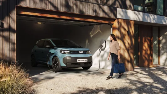 El dacia spring abandona china y se hace europeo nueva bateria lfp y un precio que paga las consecuencias 6