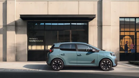 El dacia spring abandona china y se hace europeo nueva bateria lfp y un precio que paga las consecuencias 10