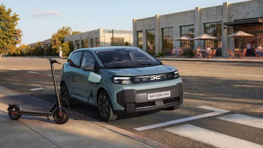 El dacia spring abandona china y se hace europeo nueva bateria lfp y un precio que paga las consecuencias 13