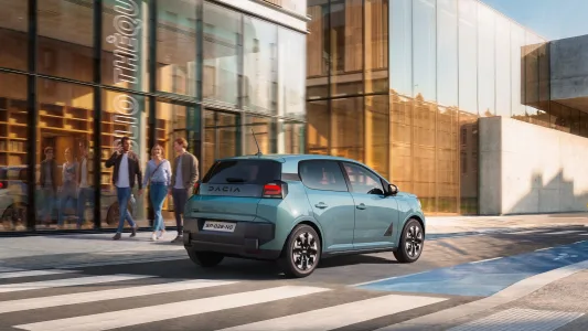 El dacia spring abandona china y se hace europeo nueva bateria lfp y un precio que paga las consecuencias 19