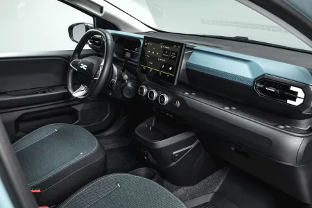 El dacia spring abandona china y se hace europeo nueva bateria lfp y un precio que paga las consecuencias 20