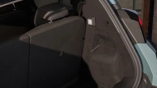 El dacia spring abandona china y se hace europeo nueva bateria lfp y un precio que paga las consecuencias 62