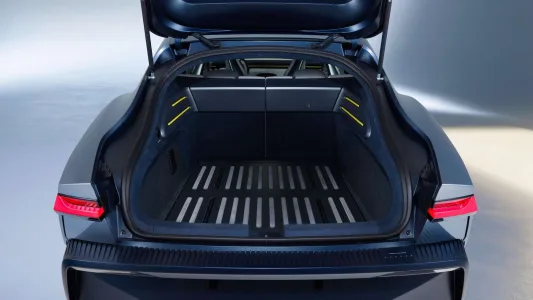 Volkswagen acaba de demostrar que para superar los 1 200 km en un electrico no necesitas una bateria enorme 11